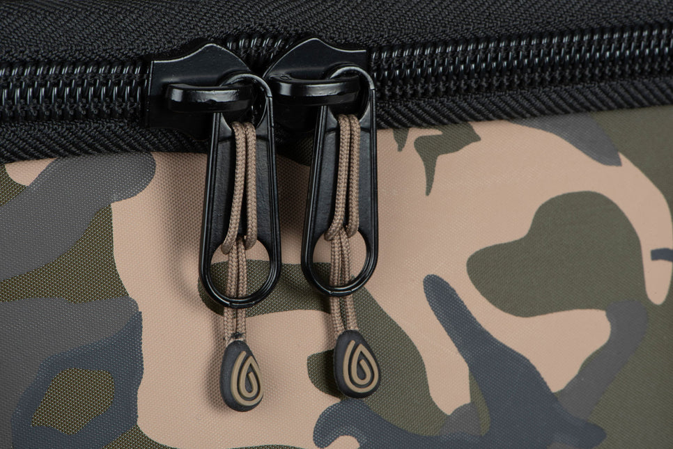 Fox Aquos Camo Bag 20L