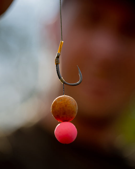 Fox Armapoint Super Wide Gape (in-turned eye)