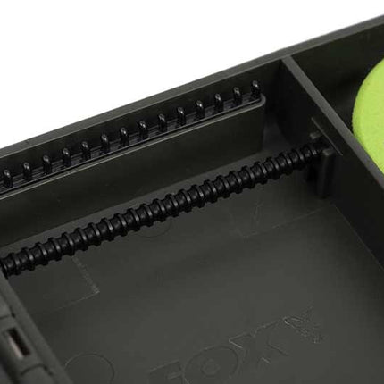 Fox Edges Large Rig And Disc Box Inc 50 Pins / 7 Discs