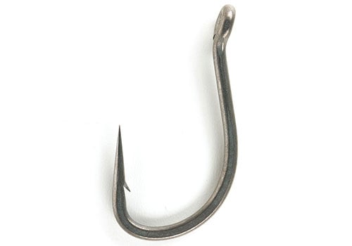 Fox Edges Stiff Rig Straight