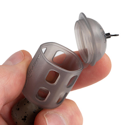 Maggot Feeders