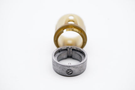 Guru X-Change Distance Feeder Solid