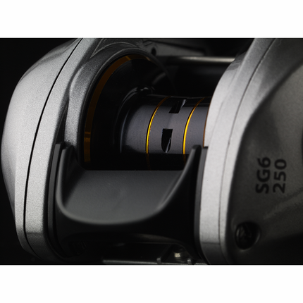 Savage Gear SG6 250 BC LH 5+1BB 6.6:1